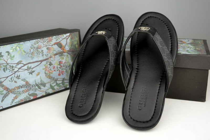 Gucci Men Slippers_389